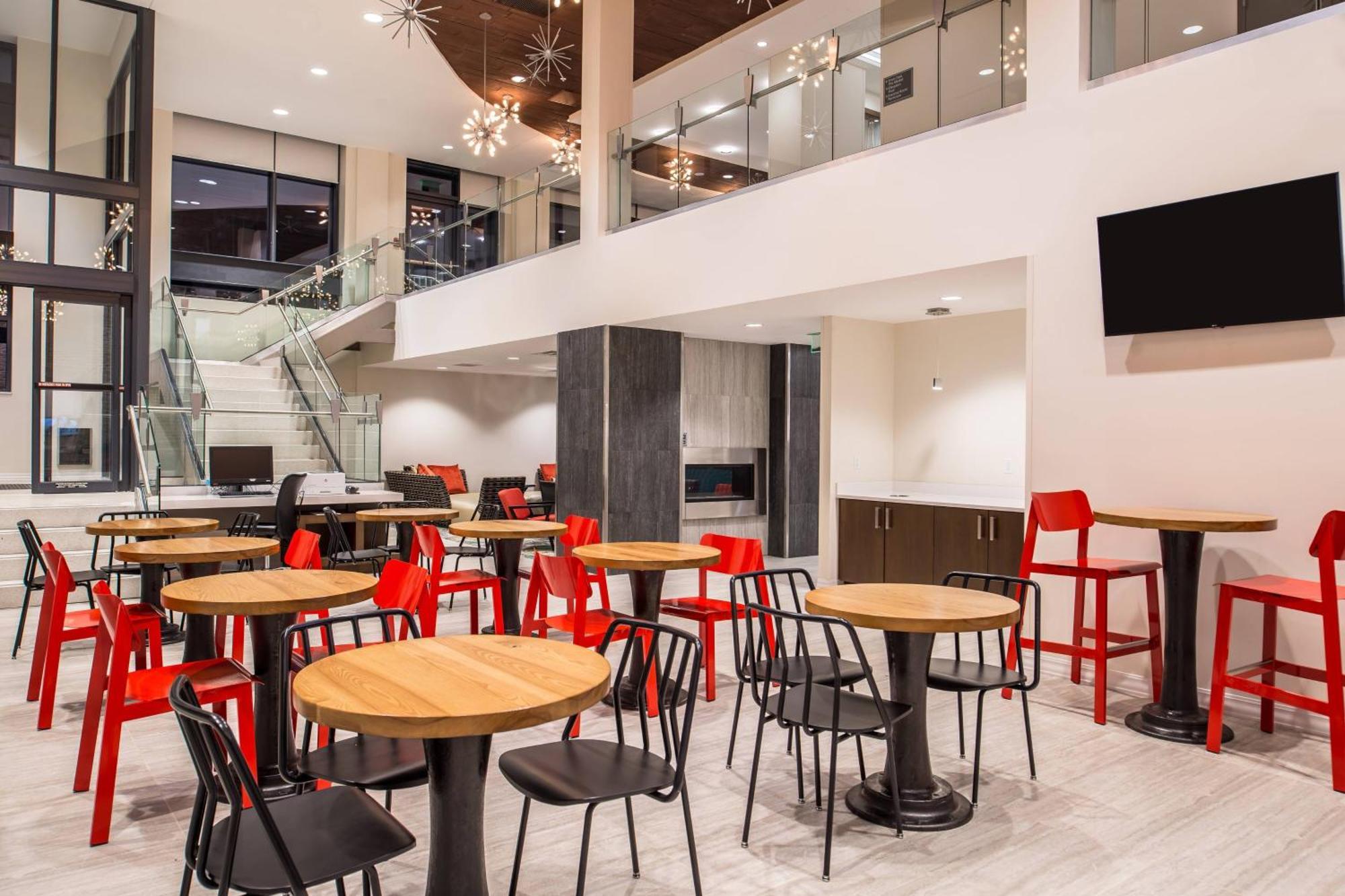 Residence Inn By Marriott Pittsburgh Oakland/University Place מראה חיצוני תמונה